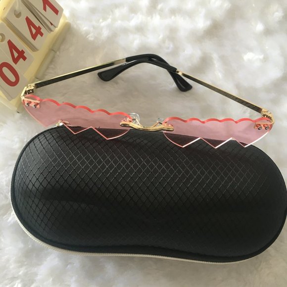 Gold Frame Pink Lens Fashion Party Sunglasse - Picture 4 of 4